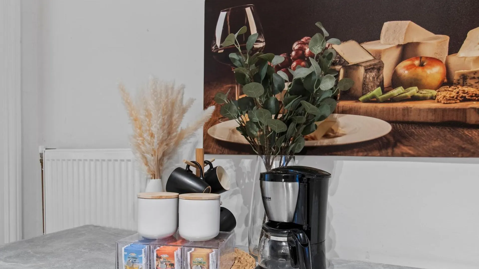 Next To Shopping Street, Few Stops Stephansplatz, Monthly Reservations Vienna 0*,  Austria